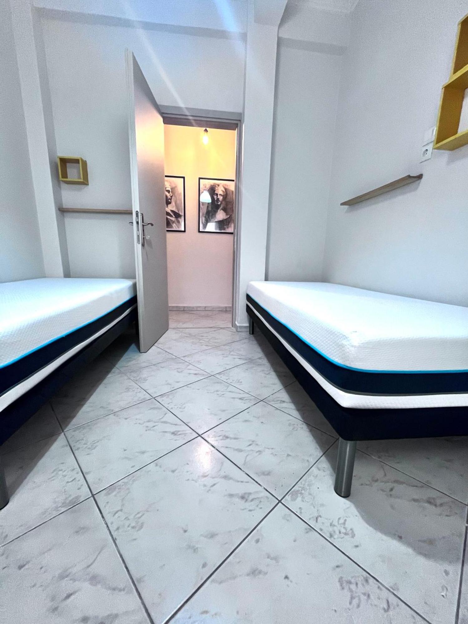 Central 7 - Stylish Apartment Komotini Exteriör bild