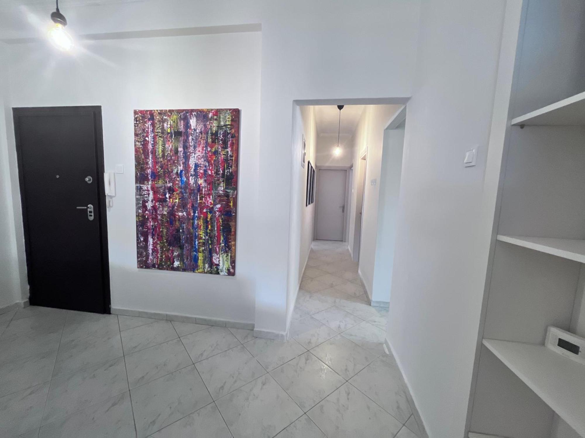 Central 7 - Stylish Apartment Komotini Exteriör bild